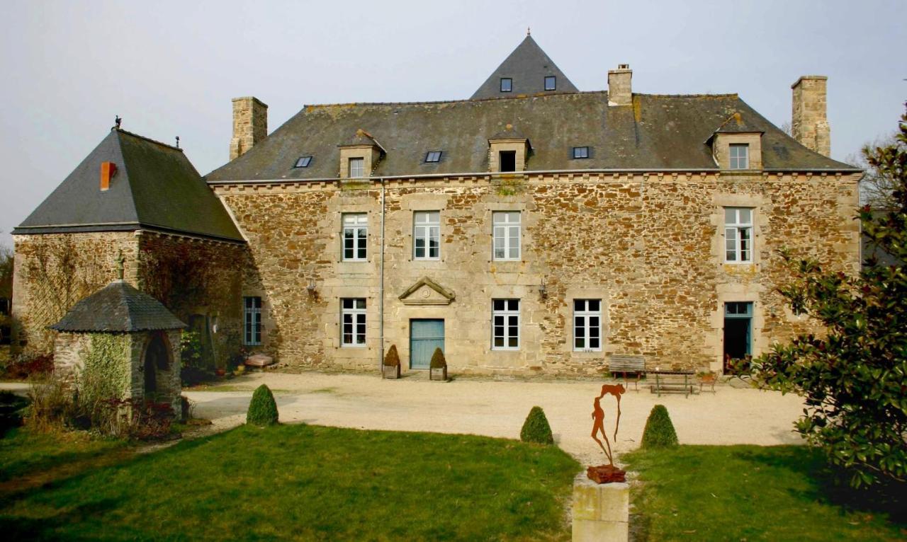 Gite La Passerelle - Manoir Le Plessix Madeuc Corseul Exteriér fotografie